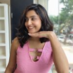 Avantika Mishra Instagram - My year of saying YES to everything. Hello, new hair! ✂️ 😄 Thank you @georgeschalhoub_hair @maneasalon for making the entire process such fun 🤗