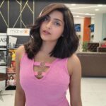 Avantika Mishra Instagram - My year of saying YES to everything. Hello, new hair! ✂️ 😄 Thank you @georgeschalhoub_hair @maneasalon for making the entire process such fun 🤗