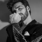 Avinash Tiwary Instagram - Always keeping the stars glued to me, They kept whispering your name as if they too did not want us to part… Alas, you walked away into the darkness and I walked into the shimmering but endless round tunnel of being ‘Not Enough’… For @elleindia Beauty Awards Wearing - @nm_design_studio Jewellery - @ishhaara @esmecrystals @ascend.rohank Shoes - @shutiq Styled by - @theanisha Team - @sanjamkaur92 @mannatbhalla Hairstylist - @anshul_hair Photographer - @infinityprojkt