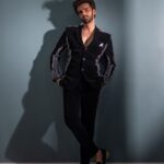 Avinash Tiwary Instagram - Always keeping the stars glued to me, They kept whispering your name as if they too did not want us to part… Alas, you walked away into the darkness and I walked into the shimmering but endless round tunnel of being ‘Not Enough’… For @elleindia Beauty Awards Wearing - @nm_design_studio Jewellery - @ishhaara @esmecrystals @ascend.rohank Shoes - @shutiq Styled by - @theanisha Team - @sanjamkaur92 @mannatbhalla Hairstylist - @anshul_hair Photographer - @infinityprojkt