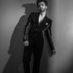 Avinash Tiwary Instagram - Always keeping the stars glued to me, They kept whispering your name as if they too did not want us to part… Alas, you walked away into the darkness and I walked into the shimmering but endless round tunnel of being ‘Not Enough’… For @elleindia Beauty Awards Wearing - @nm_design_studio Jewellery - @ishhaara @esmecrystals @ascend.rohank Shoes - @shutiq Styled by - @theanisha Team - @sanjamkaur92 @mannatbhalla Hairstylist - @anshul_hair Photographer - @infinityprojkt