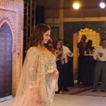 Bhagyashree Instagram – Peaches !

#rampwalk #peach #embroidery
#showstopper #fashion #traditionalwear