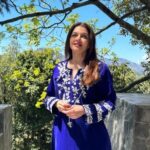 Bhagyashree Instagram – I am “nature ly” blue !

#mondayblues #moodoftheday #sunshine #begintheweek #beyourownkindofbeautiful #morningvibes
@_ahlamofficial_
@chalet_rushli Kanatal