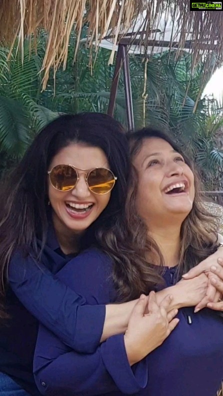 Bhagyashree Instagram - Here's to my darling birthday girl... love you to the moon and back ! Happy birthday @anjaliiisinghhh You are a friend's friend in every way and im so glad we share a birthdayflipover.. 🤞🤞 #birthdaygirl #birthdaywishes #bff #friendsforever