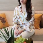 Bhagyashree Instagram - #tuesdaytipswithb Wondering if eating fruits is eating sugar? Fruits do have natural sugars called fructose, but they also have a host of nutrients that are good for you. The skin and seeds make for fibre which is needed infact to regulate blood sugars. So unless you are a high diabetic, dont ban this as a bane... enjoy the benefits that fruits have to offer. 1) Vit C that is an immunity booster 2) Fiber that helps in digestion, regulation of insulin 3) A variety of anti oxidents which nousishes the skin and hair 4) Contains flavonoids, carotenoids, potassium and magnesium that protects the heart against a plethora of diseases. 5) Aids in hydration, which the body requires, specially in a climate like ours. #healthytips #health #everydaytips #vitamins #nourishment #healthfood #diet #weightloss #foodhacks #fruits #nutrition #healthyfood #fruits #healthhacks #goodhealth #eatwell #nutritious #womenshealth