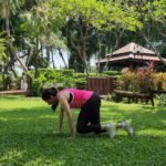 Bhagyashree Instagram – #tuesdaytipswithb 

The easiest corebuilding excercise of the animal flow workout is the Bear Crawl. This is often used as a warm up. So do try these 20 steps in good form.
Back in nuetral position, core held tight, without major hip rotation… keep your knees off the ground at all times, parallel to the floor, and move opp hand and leg forward.
Want to increase intensity … do it in reverse.This exercise also helps with balance and co-ordination.
If you want to learn #animalflowworkout
Contact @mr.yashpatel
#animalflow #functionaltraining #workoutmotivation #coreworkout #exercise #corestrength #legworkout #workoutmotivation #fitnessmotivation #bestrong #fitness #domorebemore #exercise #muscles #health #flexibility #mobility #strengthtraining