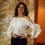Bhagyashree Instagram - B&W #blacknwhite #chic #classy #dressedup #simplicity #style #frills