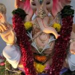 Bhagyashree Instagram - Shree Ganeshay Namah ! Aap sabhi ko Ganesh Chaturthi ki bahut shubhkamanaye.🙏 #ganpatibappamorya #ganeshotsav #ganeshchaturthi