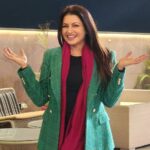 Bhagyashree Instagram - Its beginning to look a lot like christmas now !!🌲🧑‍🎄 Countdown #christmas 5 days to go. #celebrations #christmas #behappy #spreadsmiles #spreadcheer #spreadjoy #christmascountdown #christmasmood #redgreen 📷@kiranbawaofficial