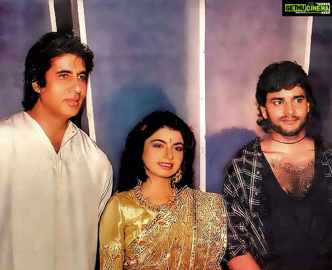 Bhagyashree Instagram - Happy birthday Sir, @amitabhbachchan You have been for me an idol, a crush, an actor par excellence and a phoenix for sure! You have overcome many obsticles in your life and I sincerely wish you the best of health n loads of happiness on your big day. This pic is from the set of our film Payal, way back in the 90's. #birthdaywish #birthday #bigB #amitabhbachchan
