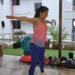 Bhagyashree Instagram - #mondaymotivation You got to do what you have to do! One takes time to look after one's family, home and work.. then why not to look after your own health. Easy cardio... just to rev up the morning, get the metabolism going body moving n energy grooving! Exercizing keeps me in a good mood... even if it is just for 30mins... I make it a point to workout. Do you? #mondaymood #metabolism #functionalfitness #functionaltraining #cardio #exercise #muscles #workoutmotivation #fitnessmotivation #bestrong #befit #fitness #health