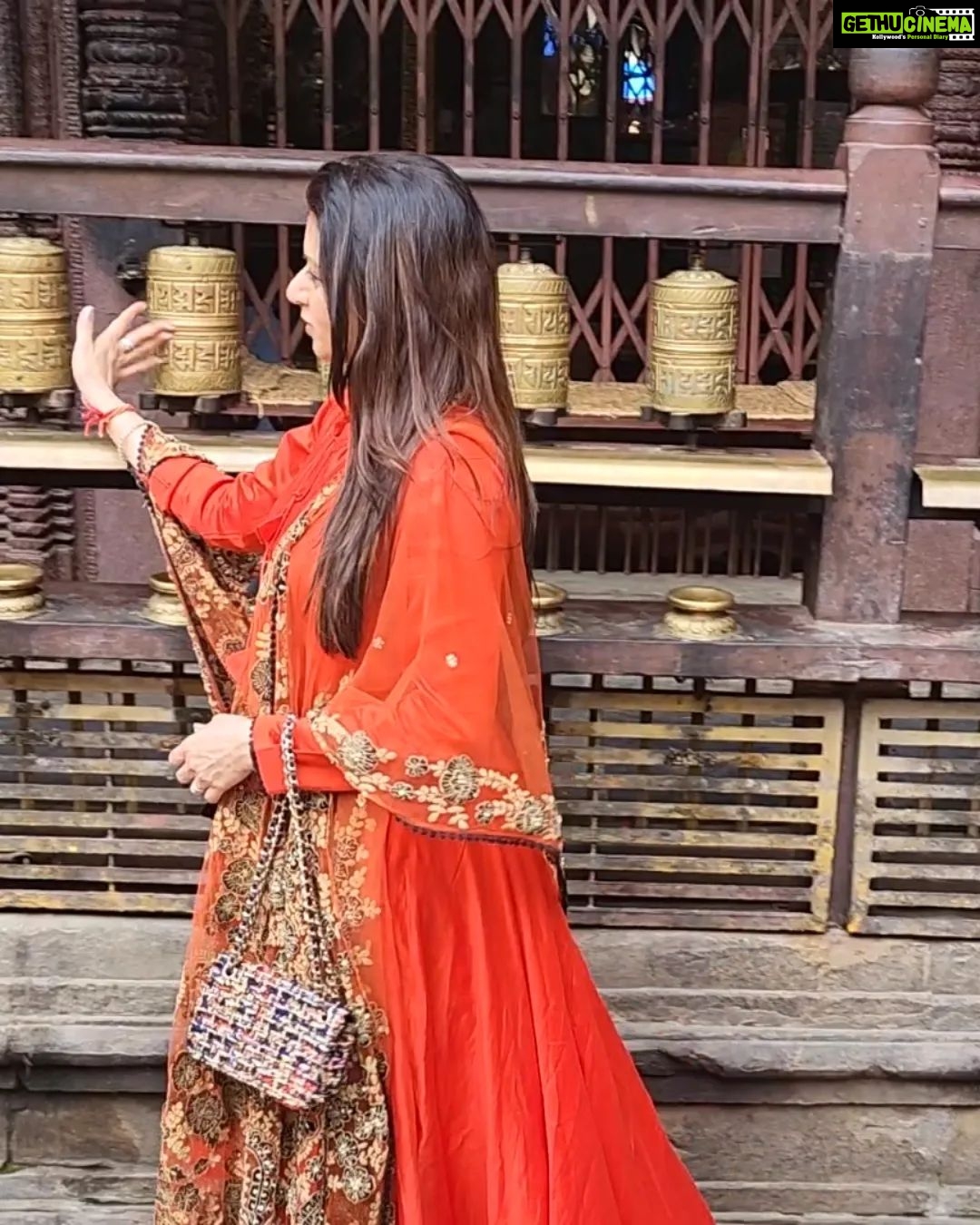Bhagyashree Instagram - Nepal ! A destination less travelled. What an amazing time we had discovering various heritage sites, historical monuments. Seeking blessings at the pashupatinath temple as well as the ones at Patan. To imagine that they have restored all of this after the 7.7 magnitude earthquake of 2015 that devasted most of the Patan Durbar Square. #traveldiaries #nepal #kathmandu #patan #patandarbarsquare #holiday #temple #pashupatinath #destination #travel #nepaltourism #nepalao #holidaydestination @himallay27
