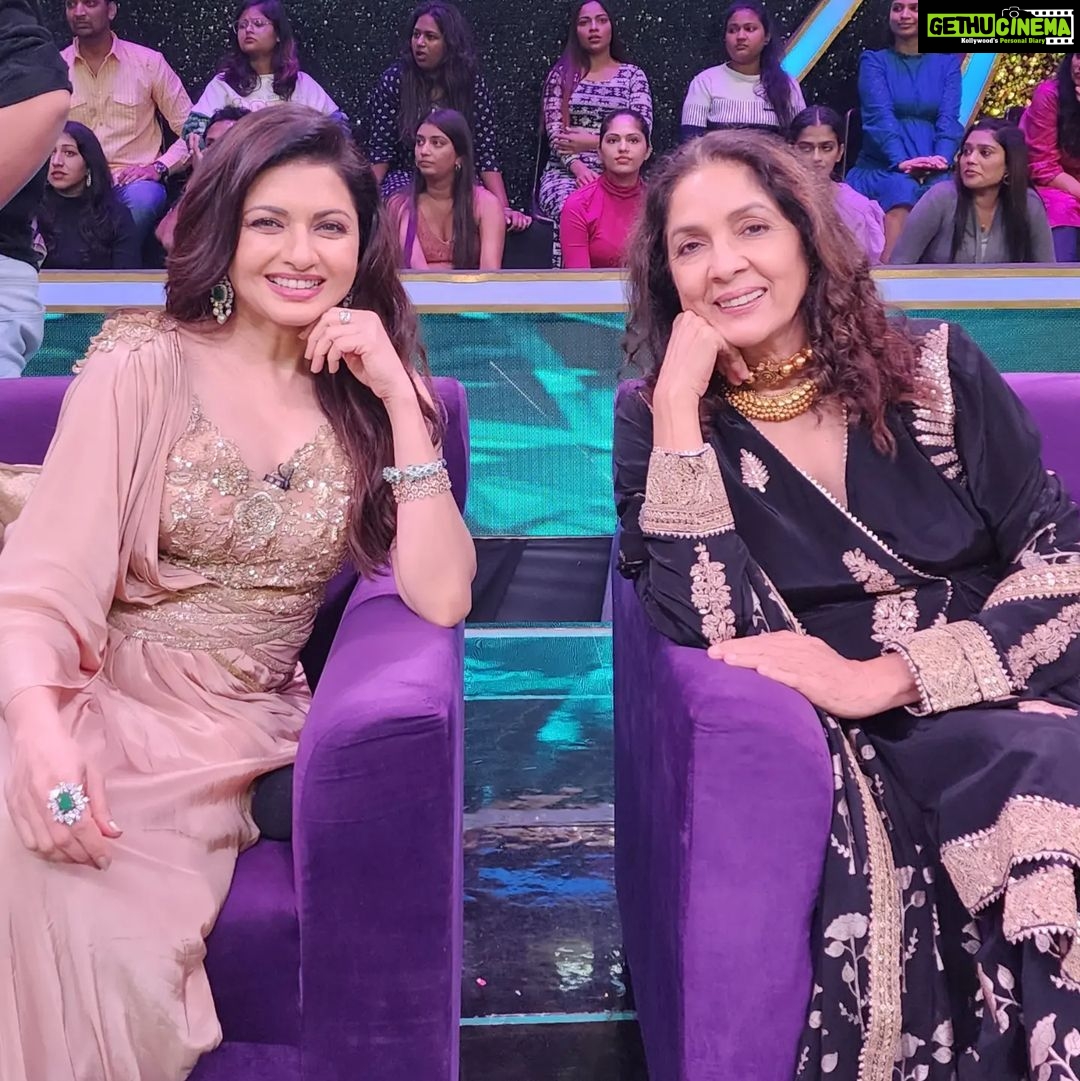 Bhagyashree Instagram - And Its a wrap !!! What a funfilled, entertaining super exciting finale of #didsupermoms it was ! I thouroughly enjoyed my first tryst as a judge on this show. To encourage and applaud all the moms and to connect with all the viewers of this extemely positive show, was wonderful. Also got to meet so many of my friends from the industry too. Do watch it on @zeetv @zee5 @govinda_herono1 @neena_gupta @rashmika_mandanna @ijaybhanushali