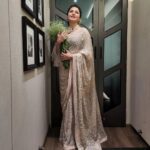 Bhagyashree Instagram - Blush pink! Outfit: @mohini__chabria Jewellry: @farahkhanworld Rings & braclet @jewelryaccent Styled by @roshni0819 MakeUp: @elvismakeupartist Hair: @sanjeeda1772 #saree #jewellery #pink #sareelove #lovethelook #dressedup #bts #shoot #shimmernshine #glam #bebeautiful #shimmernshine #shinebrightlikeadiamond #beyourownkindofbeautiful