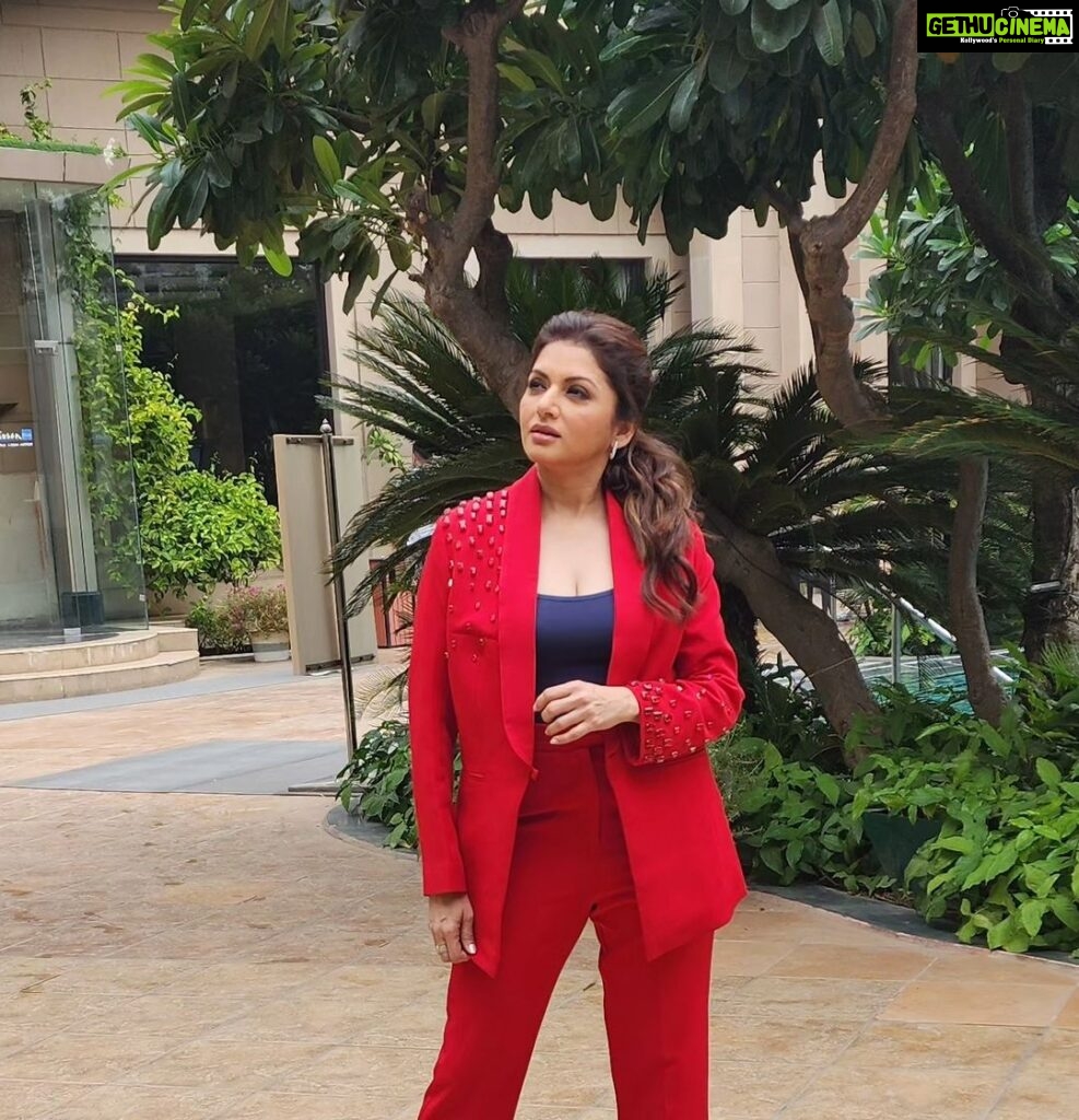 Bhagyashree Instagram - The power of Red ! Colors set the stage, uplift your mood and attract energies. Make sure you pick the right one. Makeup- @elvismakeupartist Hair- @farahkadkotra_hairmakeup Stylist- @roshni0819 Outfit - @shop.bythebay Jewellery - @anaqajewels Footwear - @pabishfootwears Location- @radissonblu #red #photoshoot #powerdressing