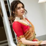 Bhagyashree Instagram - I don’t worry ! Don't waste energy trying to change opinions....do your thing, & don’t care if they like it.” #beyourownkindofbeautiful #saree #sari #sareelove #traditional #lovethelook #dressedup #shimmernshime #bebeautiful #gharchola HMU @nishthabhandari PICS @pinkiemakhijani JEWELLRY @roopavohrafinejewellery