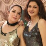 Bhagyashree Instagram - Bling it on ! Birthday girls @malzkhan @molly.rana.bahl #friends #funwithfriends #aboutlastnight #bling