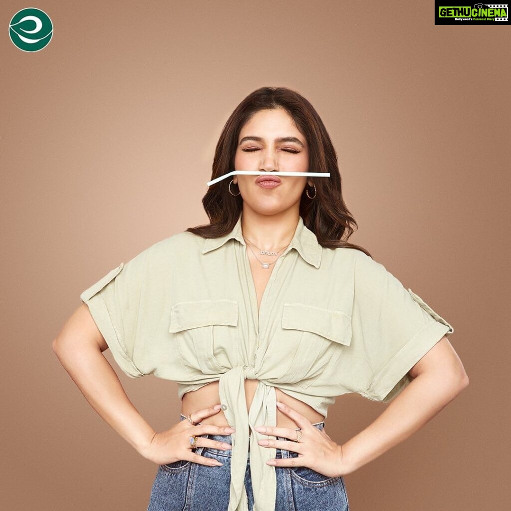 Bhumi Pednekar Instagram - Welcoming Actor and Climate Warrior @bhumipednekar to the EcoSoul Family 💚 As a Brand Ambassador and Investor, Bhumi will foster EcoSoul's mission of accelerating the world's transition to a sustainable way of living - so that taking care of the Earth is no longer a choice, but a lifestyle. We can't wait to unfold this journey with you. #BhumiPednekar #ClimateWarrior #Sustainable #EcoSoulIndia #EarthSaysThanks #freedomfromplastic