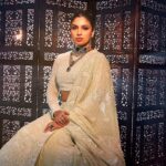 Bhumi Pednekar Instagram – Ek tumhi nahi tanha, ulfat mein meri rusva…
.
.
.
.
Wearing @anjulbhandari 
Jewellery @goenkaindia 
Styled by @mohitrai @shubhi.kumar 
Makeup @sonicsmakeup 
Hair @hairstories_byseema 
Clicked by @tejasnerurkarr 
Managed by @khandelwal_neha