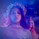 Bhumi Pednekar Instagram - Queens its time to sing to the world, “Pari Hoon Main”💃🏻 Listen to #PariHoonMain by @sunidhichauhan5 & @sushantdivgikr AKA Rani KoHEnur, on Saregama Music’s YouTube Channel and all major streaming platforms! #ThankYouForComing #ComebackOfTheChickFlick #DontForgetToCome #PariHoonMainSong . . . @shehnaazgill @dollysingh @kushakapila @shibani_bedi #PradhumanSinghMall @natasharastogi @Gautmik @salonidaini_ @dollyahluwalia @kkundrra @tejaswidevchaudhary @anilskapoor @shobha9168 @ektarkapoor @rheakapoor @karanboolani @radsanand @prashastisingh @lesleelewisofficial @paisrahul @narimank77 @senoritasunita @karishmachavan @udayanbhat @gaurisathe @jpaarth @balajimotionpictures @akfcnetwork @saregama_official