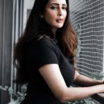 Chahatt Khanna Instagram - 🖤 #just #chahattkhanna #random #punjabisongs #punjabibyheart #casual #slay 📷 @khiladii_bhaiya Punjab