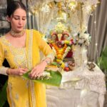 Chahatt Khanna Instagram - Ganu Bhaiya’s 2nd year with us ♥️ @rohan_gandotra @amairakhanna15 #festive #ck #Ganpati #chahattkhanna #2023