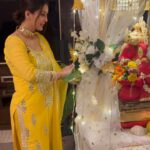 Chahatt Khanna Instagram - Ganu Bhaiya’s 2nd year with us ♥️ @rohan_gandotra @amairakhanna15 #festive #ck #Ganpati #chahattkhanna #2023