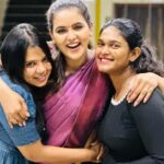 Chaitra Reddy Instagram - We probably have 100s of pictures like this, But we never get bored Do we? 🌝♥️ Friendship day with Thangakudammms. #girls #friendshipday #friends #happy #love Chennai, India