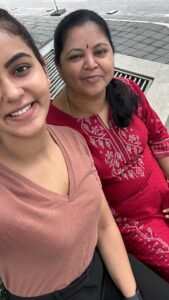 Chaitra Reddy Instagram - Being with her is the best feeling 😍🌸 @sharada5737 ❤️‍🩹