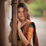 Chaitra Reddy Instagram - @chaitrareddy_official @fab_adila @kalaiartistry @dhanush__photography . . . . . . . . . #dhanushphotography #chaithrareddy #suntv #photoshoot #channaiphotography #chennai #thala #trandingreels #ennasollapogirai #newshoot #ajith #kandukondenkandukonden #traditional #greensalwar #newtrend #reel #photography #ecr Chennai, India