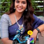 Chaitra Reddy Instagram - Get ready for an extraordinary event that will leave you spellbound! Thangamayil Jewellery proudly presents the Mega Diamond Day on 17th Sep 2023 ✅ Purchase 10 carats Diamond and above to ride home in style! 🛵 Get a brand new scooty (or) i Phone 15 📱as a gift, adding a touch of elegance to your precious collection. ✅ Every carat diamond purchase comes with delightful surprises! Get a smartphone and home appliances as a gift, making your diamond purchase even more memorable. Don't wait! This incredible offer is valid for one day only on Sep 17th so mark your calender because this is an opportunity you won't want to miss. #ThangamayilJewellery #DiamondFest #JewelryLovers #SparkleAndShine #UnforgettableMoments #MegaDiamondDay #LimitedTimeOffer #diamondday2023