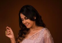 Chandini Tamilarasan Instagram - It’s fridayyy ✨ 📸 @irst_photography ✨ Mua @sureshmakeup151 ✨ Hairstylist @prem_hairstyle ✨ Outfit @studio_l_by_lini ✨ Assisted by @ramanna386 ✨ #chandinitamilarasan #chandini #actresschandini #photoshoot #friday #fridayvibes #love #vibes #weekendvibes #weekend #kollywood #tollywood #tollywoodactress #weekendmood #weekendwithchand Chennai, India