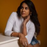 Chandini Tamilarasan Instagram - You're never fully dressed without a smile... and a touch of cuteness ✨ 📸 @irst_photography ✨ Mua @sureshmakeup151 ✨ Hairstylist @prem_hairstyle ✨ Assisted by @ramanna386 ✨ #chandinitamilarasan #chandini #actresschandini #photoshoot #friday #fridayvibes #love #vibes #weekendvibes #weekend #kollywood #tollywood #tollywoodactress #weekendmood #weekendwithchand Chennai, India