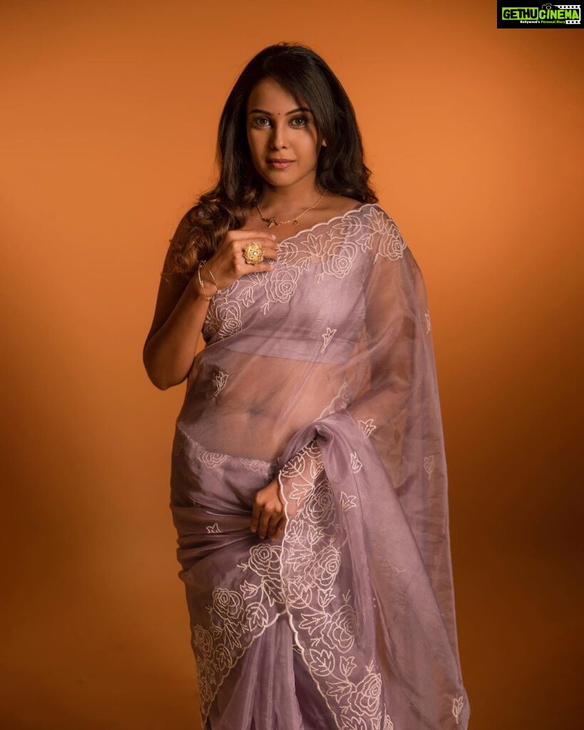 Chandini Tamilarasan Instagram - It’s fridayyy ✨ 📸 @irst_photography ✨ Mua @sureshmakeup151 ✨ Hairstylist @prem_hairstyle ✨ Outfit @studio_l_by_lini ✨ Assisted by @ramanna386 ✨ #chandinitamilarasan #chandini #actresschandini #photoshoot #friday #fridayvibes #love #vibes #weekendvibes #weekend #kollywood #tollywood #tollywoodactress #weekendmood #weekendwithchand Chennai, India