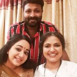 Chandra Lakshman Instagram - She is an emotion..an epitome of unconditional love..she meant a lot more than a co-artist.. Who missed her love the most? It is our son Ayaan..he would have enjoyed all the attention from his Godmother..💫 Its a year since she left us to be with her Krishna..Missing her Aura in our lives.. Chechiyamma lives on in our hearts❤️