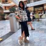 Charmy Kaur Instagram – 👗 🥿 🧥 👜 💄