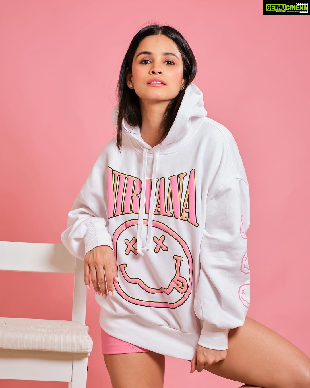 Chetna Pande Instagram - Cozy vibes πΌπ»