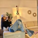 Chetna Pande Instagram - It’s been a while 🪞 🤳 Don’t miss the cute photo bomber 🐶
