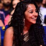 Darshana Rajendran Instagram - To be on a nomination list with @revathyasha Chechi itself felt like an award. Thank you for that feeling, @siimawards and thank you for considering me worthy of the Best Actress Critics award. I’ve done this a bunch of times now but it’s just as special each time - Thank you to my lovely team of Jaya Jaya Jaya Jaya Hey @vipindashb @nashidfamy @ibasiljoseph @ganeshrmenon @lakshmi_the_warrior @menonankit @vinayaksasikumar @aj_aswathyjayakumar. Our little movie feels like this gift that keeps on giving. Thank you to my people @neeraja.rajendran @rajendrannv @b_the_bee @mahima387 @reshmapadmanaban @roshan.matthew @roshniruthjesudoss @kirtiprakash @_soumyapillai I would never have been able to do anything I’m doing without you. Was the best feeling to have Mahima representing the gang this time in the audience. Thank you to Sheeba Aunty for your lovely saree. It felt like a nice way to take you along for the awards and I felt right at home wearing it. So grateful for all the love for Jaya and for getting to do the best job in the world :)