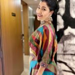 Debina Bonnerjee Instagram - About last night ✨❤️ #Guwahati you were special 🥰🙏🏻 . . #aasam #love #dressup #debinabonnerjee