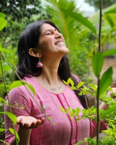 Deeksha Joshi Instagram - How I’ll miss this fresh lush green🌸🌱