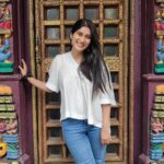 Deeksha Joshi Instagram – Had Sadya again and feel very full and contented (still) 
🥹🌸
Hope you had a 
Happy Onam too🌼