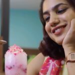Deepa Thomas Instagram - I’m super excited to launch these yummy faloodas :Gulaabi naariyal and Sitafal falooda from @falooda_nation 📍 Calicut My personal favourite is Sitafal falooda. It’s too yummy and a must try 💯 🎥: @ak_1996_47 @fazil_bin_musthafa Editing : @dazzaldavis #calicutfalooda #calicutfaloodanation #Calicut #calicutbeach #food #keralafood #kozhikode #faloodalovers #falooda #sitafal #sitafalfalooda