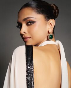 Deepika Padukone Instagram - It’s the last one for me…🤍🖤🤍

Also, details of today’s Skin Prep:

-Lotus Splash Conditioning Cleanser | Available exclusively on 82e.com

-Rose Boost Repairing Eye Cream | Pre-order begins on 20th September exclusively on 82e.com | Head NOW to 82e.com to Sign Up

-Ashwagandha Bounce Rejuvenating Moisturiser | Available exclusively on 82e.com

- Turmeric Shield Soothing Sunscreen Serum | Available exclusively on 82e.com