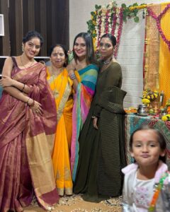 Deepika Singh Instagram - Ganpati Bappa Morya 🙏🏻
May your home be blessed with happiness and good fortune. Happy Ganesh Chaturthi ❤️🙏🏻.
.
.
#ganeshchaturthi #festival #familia #friends #gettogether #ecofriendly #livelovelaugh #deepikasingh
