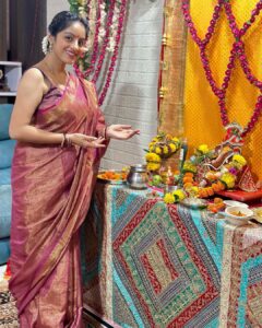 Deepika Singh Instagram - Ganpati Bappa Morya 🙏🏻
May your home be blessed with happiness and good fortune. Happy Ganesh Chaturthi ❤️🙏🏻.
.
.
#ganeshchaturthi #festival #familia #friends #gettogether #ecofriendly #livelovelaugh #deepikasingh
