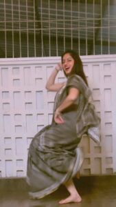 Deepika Singh Instagram - Saree vibes, desi vibes.
.
.
#video #bymysisterinlaw @sristi.goyal.96 
#trendingreels #saree #deepikasingh