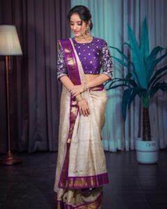 Deepika Singh Instagram - Wrapped in the soft embrace of silk.

#photography @sk_.click 
#makeup @makeupbynainaa 
Outfit @yaksideepthireddy
Accessories @shoppaksha
Styled by @stylingbyvictor @sohail__mughal___
Assisted by @styleby_antara 
#managedby @lacelebrite05 
#saree #navratri #festivalvibes #deepikasingh