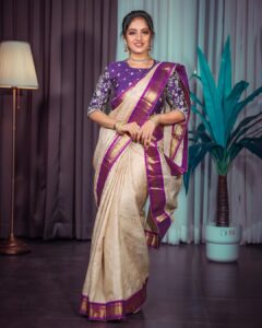 Deepika Singh Instagram - Wrapped in the soft embrace of silk.

#photography @sk_.click 
#makeup @makeupbynainaa 
Outfit @yaksideepthireddy
Accessories @shoppaksha
Styled by @stylingbyvictor @sohail__mughal___
Assisted by @styleby_antara 
#managedby @lacelebrite05 
#saree #navratri #festivalvibes #deepikasingh