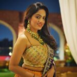 Deepika Singh Instagram – Life is all about having a good time and I really had it at @myfm.cg #thebiggestkitty powered by @freedomhealthyoil & @atjewellers ❤️🙏🏻. 
Thank you to all the kitty ladies who were present at the event and made it successful. 
Thank you everyone for believing in me and loving me. Lots of love and hugs to you ❤️🤗. 
 Outfit @praptis_redefine_urself
Styled by @stylingbyvictor @sohail__mughal___
Assisted by @styleby_antara 
#chattisgarh #raipur #eventdiaries #deepikasingh